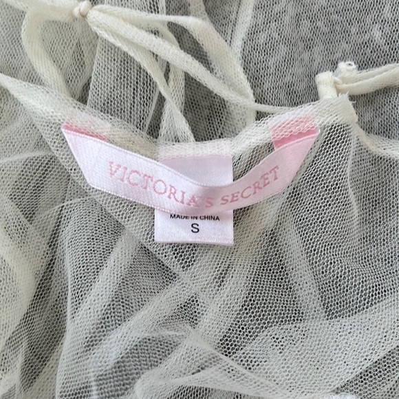 Y2K Victoria’s Secret Lingerie Slip - Picture 6 of 6